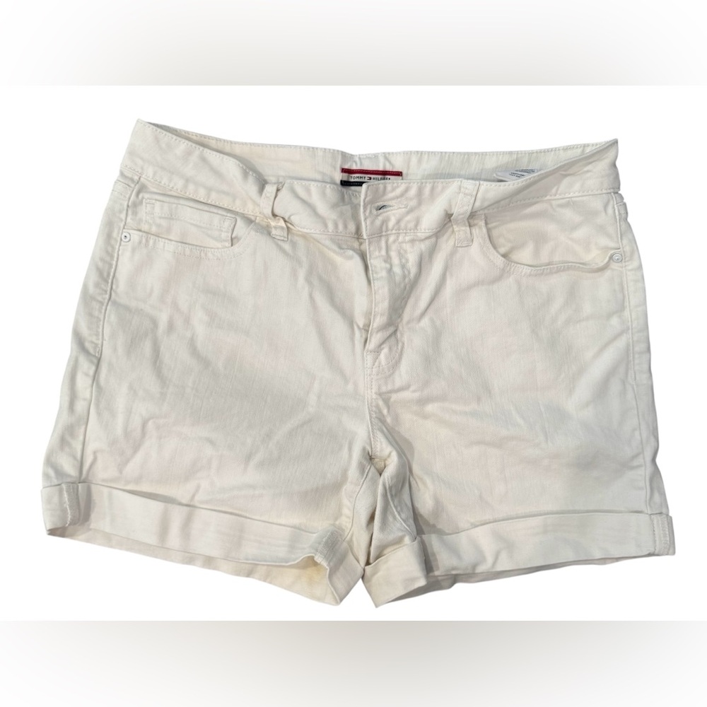 Women's Cream Shorts Size 10 Tommy Hilfiger